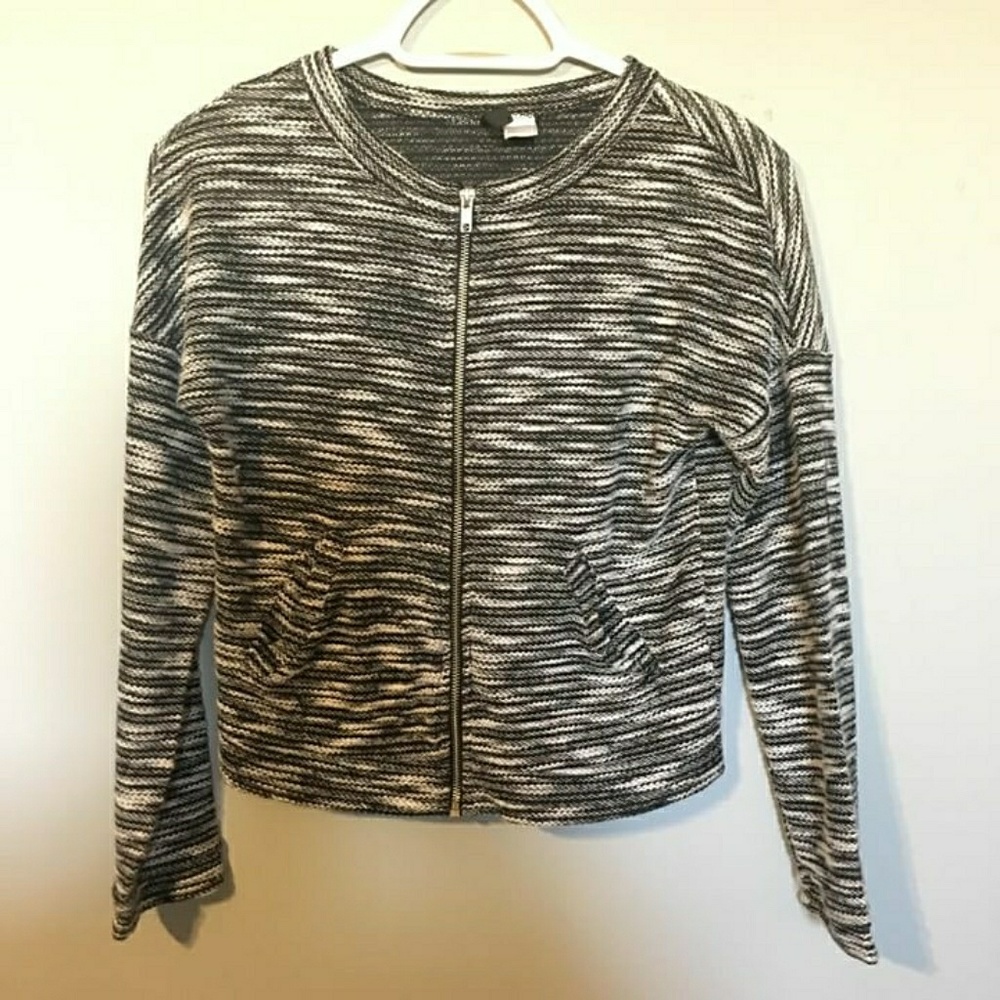 Divided H&M sz XS women Zip up Sweater